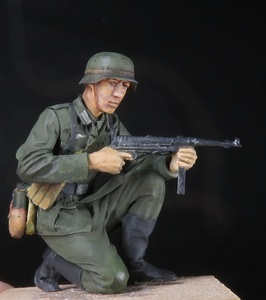 ドイツ　タンクデサント擲弾兵　ＭＰ４０　1/35　レジンキットフィギュア塗装済み完成品一体