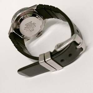  【正常稼働中】 シチズン QZ 4-105087 ダイバー 150M 青文字盤 レディース腕時計の画像6