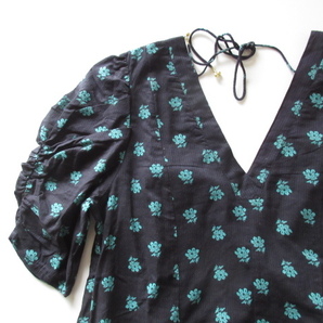 美品 2023SS ne Quittez pas / ヌキテパ 010431GW1 Cotton Dobby Stripe Flower Print Dress BLACK×GREEN / ワンピースの画像4