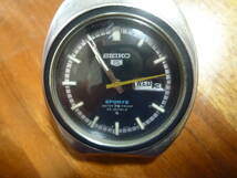 ★民家解体品♪ SEIKO セイコー 5 SPORTS スポーツ 自動巻き23石　6106－8560　稼働品　送料無料　格安_画像2