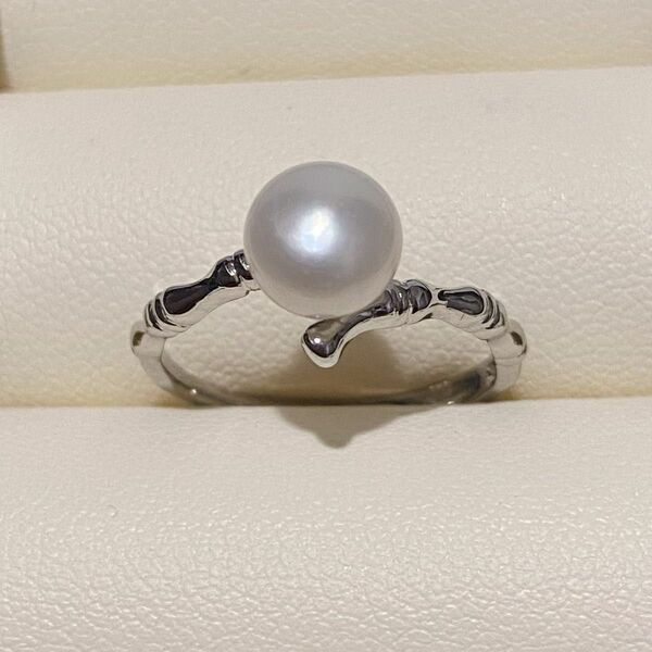 真珠指輪　シンプル　ホワイトパールリング　『送料無料』
