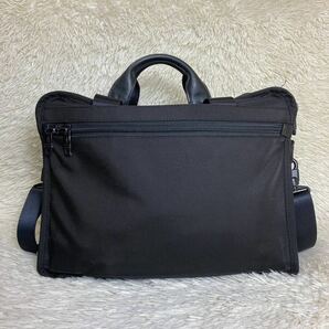 【極美品】TUMI トゥミ 2way ビジネスバッグ ブリーフケース 2室 キャンバス ブラック 黒 メンズ 通勤通学 A4収納可 収納箇所多数 26141DHの画像3