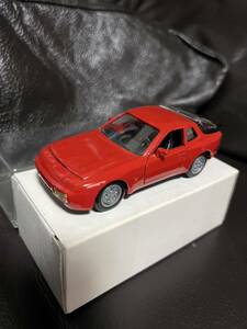 NZG 1/43 PORSCHE 944 Turbo ポルシェ944ターボ 赤