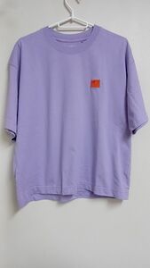 ユニクロUNIQLOミッキー キースへリングディズニー コラボ紫パープルM16 Tシャツ