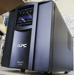 ☆通電OK APC Smart-UPS SMT1000J LCD 無停電電源装置 充電不可 中古品☆