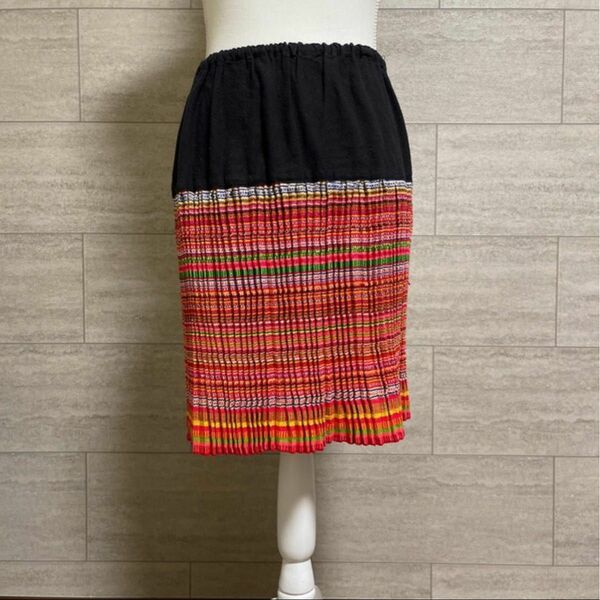 マライカ 織りの綺麗な　プリーツタイトスカート