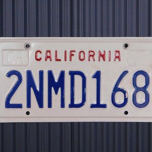 ナンバープレート【カリフォルニア州】アメリカ ヴィンテージ ガレージ 陸運局払い下げ E-7の画像1