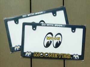 * free shipping *[Raised MOONEYES* moon I z]*{ license plate frame |2 pieces set } new standard correspondence number frame 