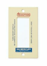 MERCURY【スイッチプレート ３ヶ口◆アイボリー】マーキュリー　スイッチカバー　アメ雑貨_画像1