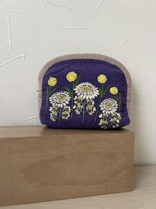 [handmade 01] hand .. patchwork flower embroidery quilt pouch 