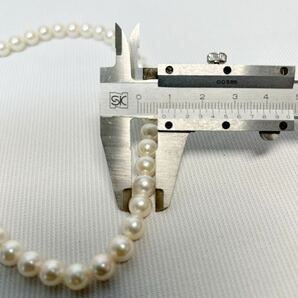 本真珠 あこや真珠 珠7.0-7.5mm TSUTSUMI SILVER留め具 重量34.0g 長さ43cm パールネックレス ホワイト ケース付きの画像9