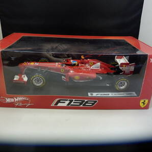 Hot WHeeLS Racing ホットウィール フェラーリ F-1 2013 F138 F.アロンソ(ドライバー付) [BCK14] 1/18 Ferrariの画像1