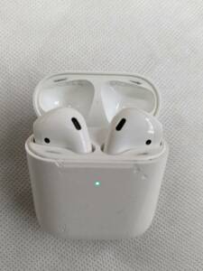 AirPods（第2世代） with Charging Case MV7N2J/A