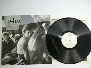 bG7:A-HA / HUNTING HIGH AND LOW / P-13153