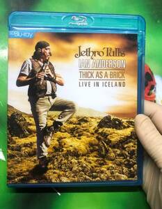 【輸入盤ブルーレイ】 JETHRO TULL'S IAN ANDERSON THICK AS A BRICK - LIVE IN ICELAND б [BD25] 1枚