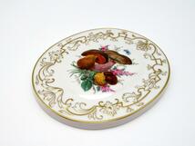 マイセン Meissen 一級品 ゴールドレリーフ 金彩 キノコと蝶々と花 フラワーブーケの陶板 プラーク 飾り皿 絵皿 昆虫_画像3