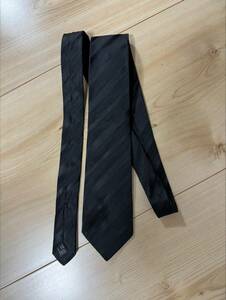 グッチ　ネクタイ　黒　8.5cm