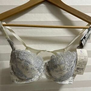 定価5500 　よせてあげて、グッとアップ　新品　　Wacoal ワコール　LINAJES Good Up Bra ブラジャー サイズ　 B70