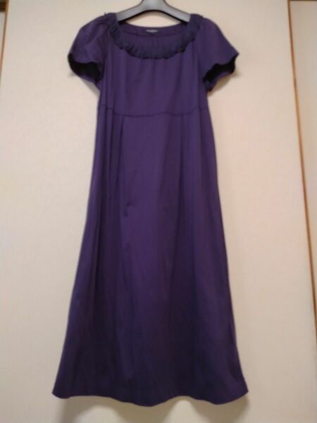 バーバリーロンドン濃い紫のワンピース38キャミソール付き 半袖