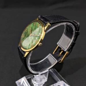【46778】GIRARD-PERREGAUX ジラールペルゴ 手巻き グリーン文字盤 緑 マーブル ゴールドカラー 2針 稼働品 革ベルト メンズ 腕時計の画像3