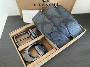 COACH コーチ　新品　リバーシブル　ビジネス　シグネチャー　メンズベルト　紳士　フリーサイズ