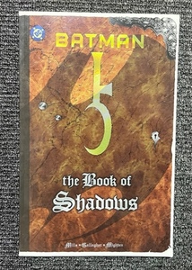 BATMAN DCコミック the Book of Shadows ★ バットマン 洋書 漫画 コミック ソフトカバー 海外作品 アメコミ 雑誌 本 マンガ