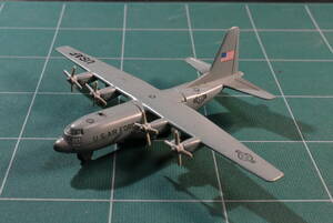 Qm664 Air Museum Legends of Flight Aircraft C-130 Hercules 戦闘機 ミニカー ダイキャスト 60サイズ