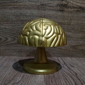 ゴールデンブレイン 黄金の脳 プライズ景品 トリビアの泉 レプリカ 金の脳 メロンパン入れ 置物 フィギュア オブジェ 小物入れの画像8