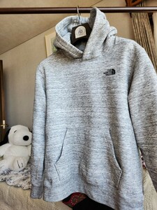 THE NORTH FACE プルオーバー パーカー 裏起毛　Sサイズ　男女兼用　品番NT61636