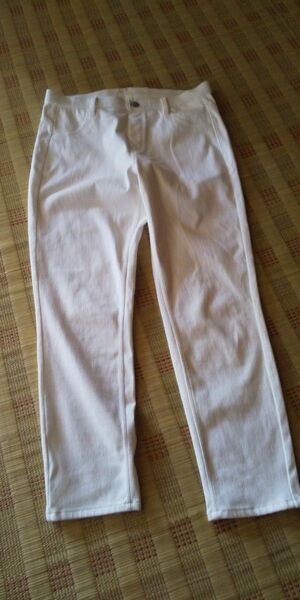 UNIQLOパンツ