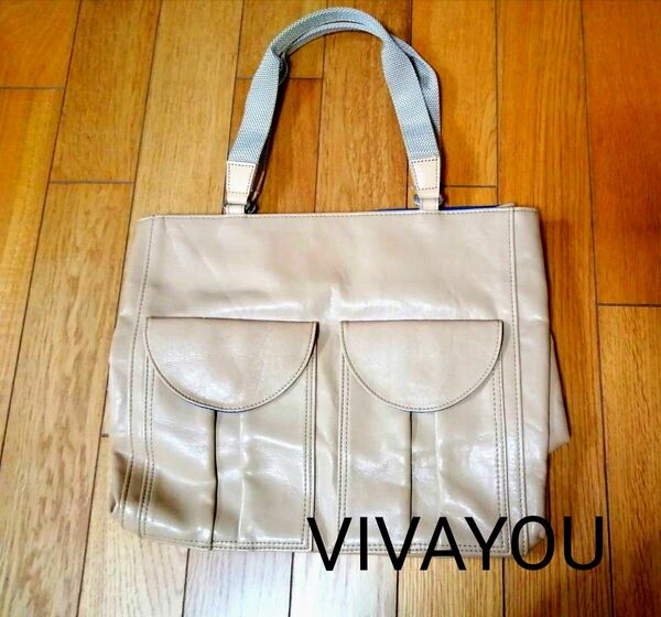VIVAYOU ビバユー ショルダーバッグ 軽量 大容量 ポケット多い バッグ