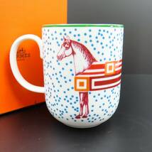 79547HERMES エルメス 未使用品 イポモビル マグカップ コップ 馬 ホース ドット柄 グラス マルチカラー 食器 陶器 ホワイト_画像1