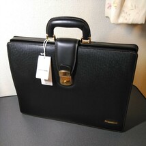 未使用　保管品　pierre cardin レザーダレスバッグ_画像1