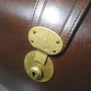 美品 LUGGAGE aoki ヌメ革ダレスバッグ シャノン 真鍮金具の画像8