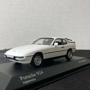 1/43 ミニチャンプス ポルシェ　924 ホワイト　minichamps porsche 