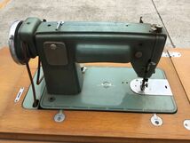 ●代DM078【直接引き取り限定】ブラザー Brother Sewing Machine 足踏みミシン アンティーク 昭和レトロ 鉄脚 作業台 日本製_画像9