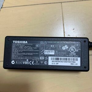 中古TOSHIBA PA3468U-1ACA ACアダプター