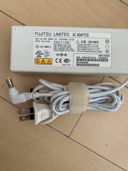 中古 FUJITSU　LIMITED　AC　ADAPTER　 ACアダプター FMV-AC503