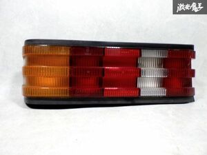 メルセデスベンツGenuine W201 E190 E Class Tail lampランプ Tail lampLight left left側 53352R23