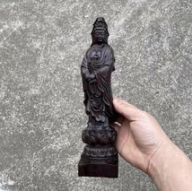 新品☆沈香木彫刻 置物 観音菩薩 観音像 置物 彫刻 高さ：30cm_画像1