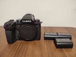 LUMIX S5Ⅱ ボディ 純正バッテリー3つ 