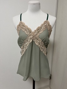 *s leaf .- time / camisole / green group / race / piling put on 