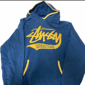 stussy パーカー