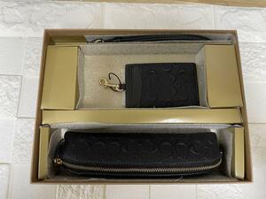 新品 COACH コーチ IDカードケース ペンケース　箱　ギフト