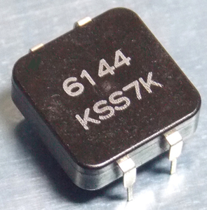 KSS 樹脂モールドタイプ水晶振動子 (6.144MHz) [5個組](b)