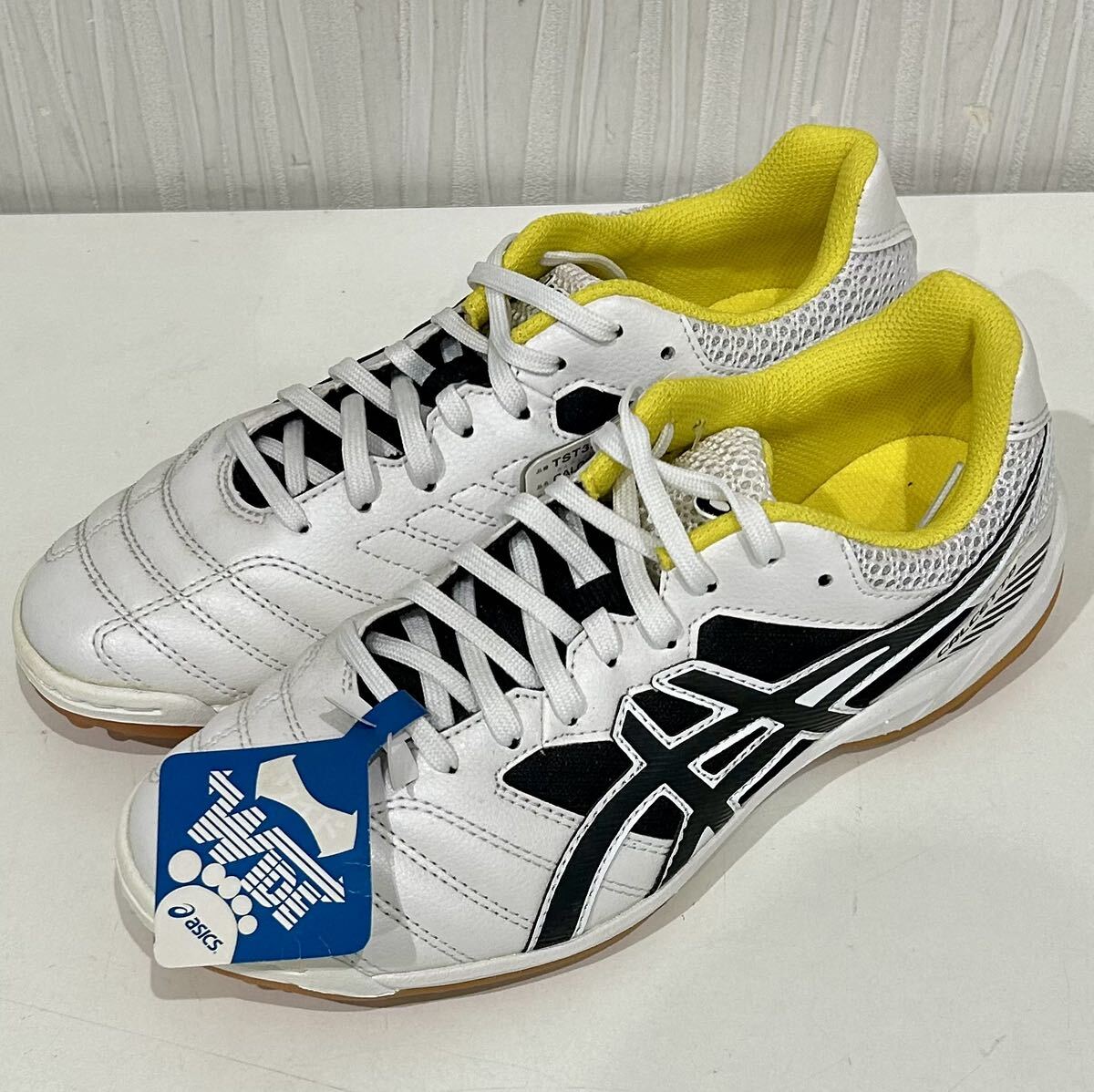 【値下げ】新品未使用 アシックス フットサルシューズ インドア用 27.0 【値下げ】新品未使用 アシックス フットサルシューズ インドア用 27.0