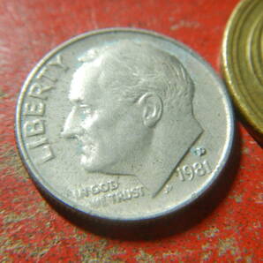 外国・USA／ルーズベルト１０セント白銅貨・１ダイム（1981年D） 24033103の画像3