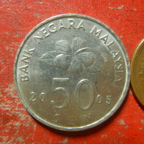 外国・マレーシア／５０セン白銅貨（2005年） 240412の画像2