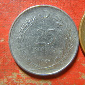 外国・トルコ／２５クルス・ステンレススチール貨（1964年） 240414の画像2