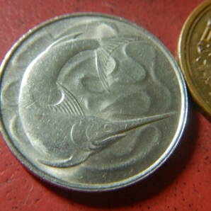 外国・シンガポール／２０セント白銅貨（1982年） 231207の画像3
